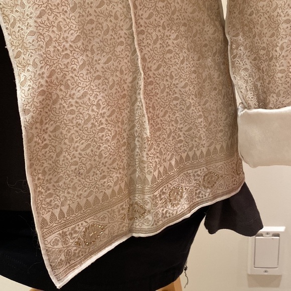 Elegant Silk Jacket MAGGIE WALT DEDIGN - Picture 3 of 16